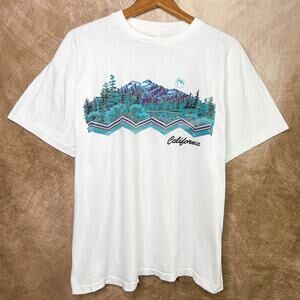 Vintage 90s California Mountain T-Shirt White Forest Wilderness Single Stitch